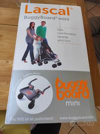 poggiapiedi per passeggino