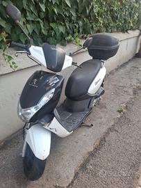 peugeto kisbee 50
