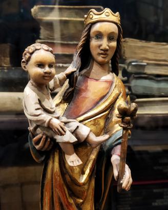 Antica Madonna del giglio