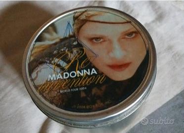 Madonna re inventior  2004