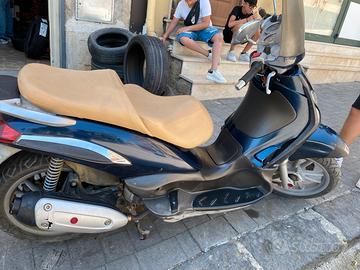 Beverly 125