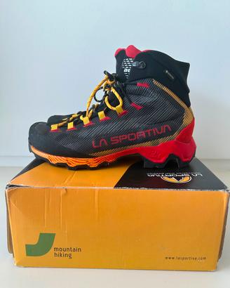 Scarponi escursionismo La Sportiva tg.42