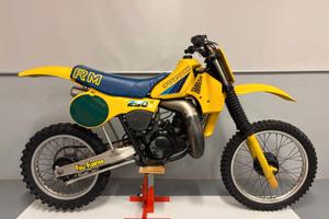 Suzuki RM 250 1983