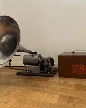 Pathè Phonograph model O