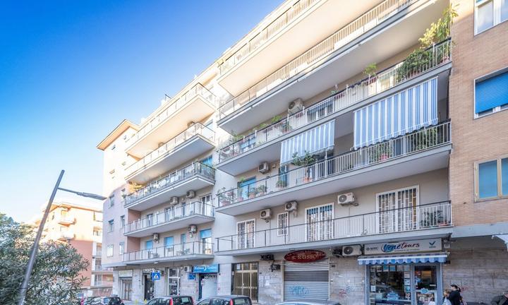 Appartamento Napoli [COLLIAMINEI20VRG]