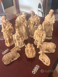 Presepe in resina lavorato a mano