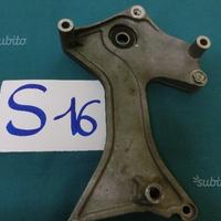 Staffa supporto ruota superiore piaggio x9 250 evo