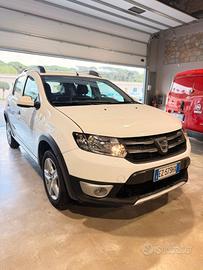 DACIA SANDERO STEPWAY 1.5 90 ok neopatentati