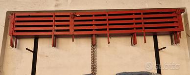 Sponde per autocarri o rimorchi d'epoca.