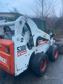 Minipala bobcat s300 h 2600 ore