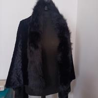 Stola in pelliccia sintetica nera 