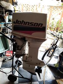 Johnson 25/70 2t 920cc avv e trim elettrico 