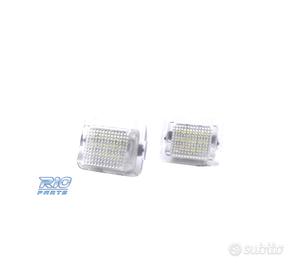 LUCI TARGA A LED PER MERCEDES CLASSE C W204 08-14