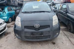 Ricambi TOYOTA YARIS 1.0 benzina anno 2009