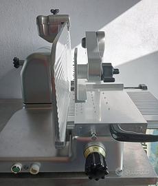 Affettarice professionale Manconi