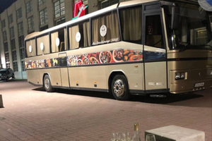 Autobs Renault MIDR con licenza itinerante