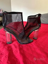 Stivaletti con tacco trasparente e mesh nero - Sti