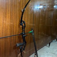 Arco per tiro a bersaglio