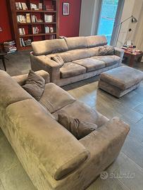 Due divani in microfibra