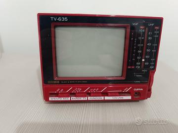 TV mini  radio  bianco e nero funzionante