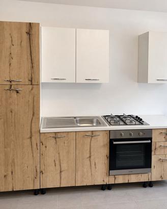 CUCINA COMPONIBILE mt 2,55 COME NUOVO