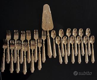 Servizio posate da dolce