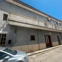 2 Appartamenti e 1 garage