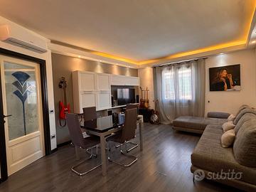 OLBIA, Via Lucania, trilocale con posto auto