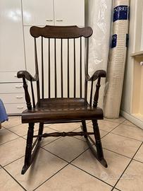 Sedia a dondolo vintage