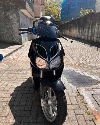 Aprilia sportcity 125 E2 2006