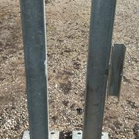 Supporti/Pilastri in acciaio zincato per cancello