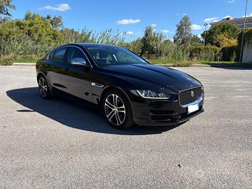 Jaguar XE, 2.0 180 CV