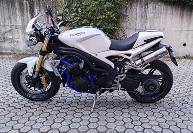 Triumph Speed Triple 1050
