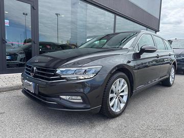 VOLKSWAGEN Passat Variant 2.0 TDI SCR 122 CV EVO