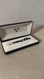 VISCONTI penna MANHATTHAN BLACK MAGMA