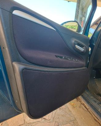 car audio impianto stereo 