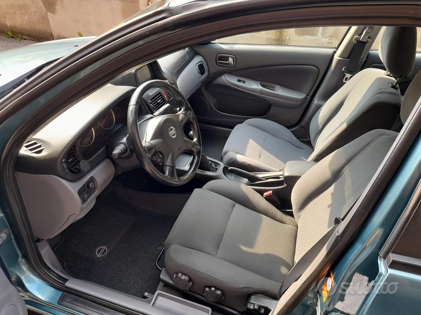 Nissan Almera 2003 photo 3