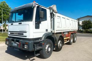 Autocarro Iveco Trakker RIBALTABILE TRILATERALE 8X