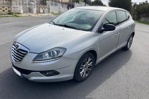 Lancia Delta 1.6 MJT DPF 105 CV Gold