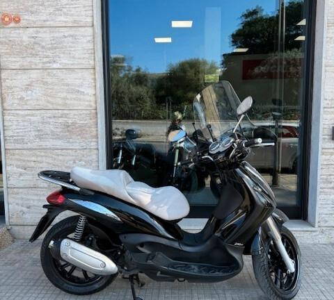 Piaggio Beverly 250 CRUISER