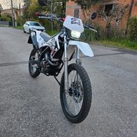 motocross Rieju mrt 125