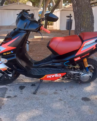 Aprilia SR 50 Ditech. v endo tutti i pezzi.
