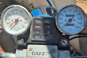 Guzzi Nevada 750