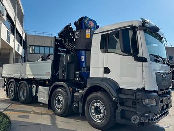 MAN 35.480 8x2 allestito con gru PM 58526 con Jib 