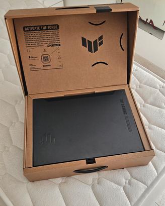 ASUS TUF GAMING F15 CON MACBOOK – PARI VALORE