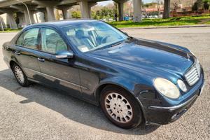 mercedes e270 - pochi km