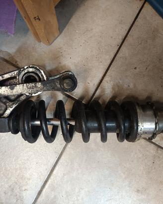 ammortizzatore posteriore Kawasaki kle 500