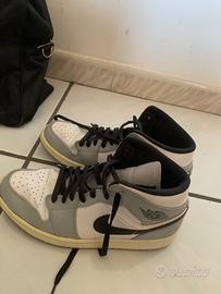 NIKE - Jordan 1 Mid - Light Smoke Grey IT43 US9,5