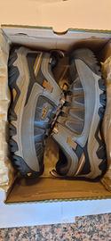 Scarpe Trekking Uomo Keen Targhee III 44.5 nuove