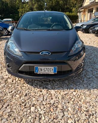 Ford Fiesta 1.4 TDCi 70CV 5 porte Titanium